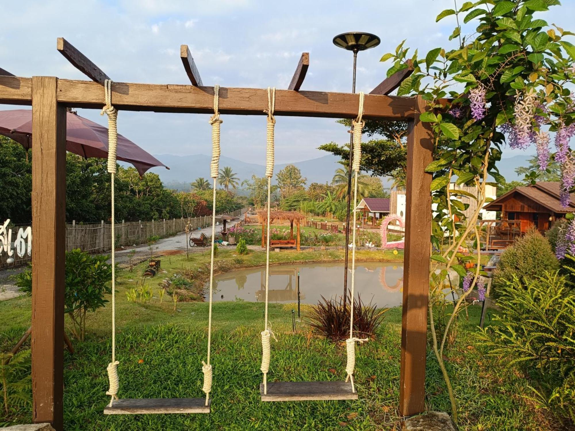 ม่วนใจ๋ปันสุข โฮมสเตย์แอนคาเฟ่ Muanjai Punsuk Homestay And Cafe Чом Тхонг Экстерьер фото