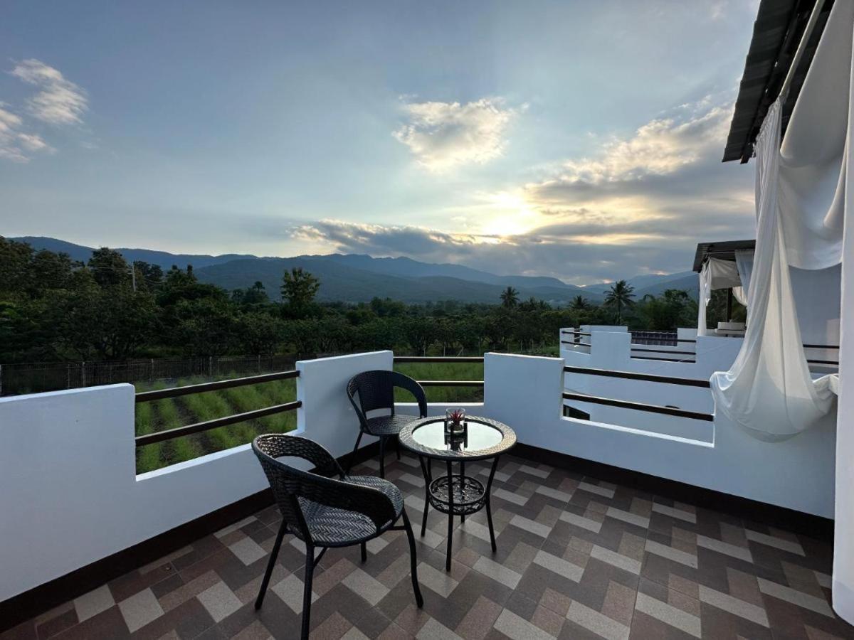 ม่วนใจ๋ปันสุข โฮมสเตย์แอนคาเฟ่ Muanjai Punsuk Homestay And Cafe Чом Тхонг Экстерьер фото